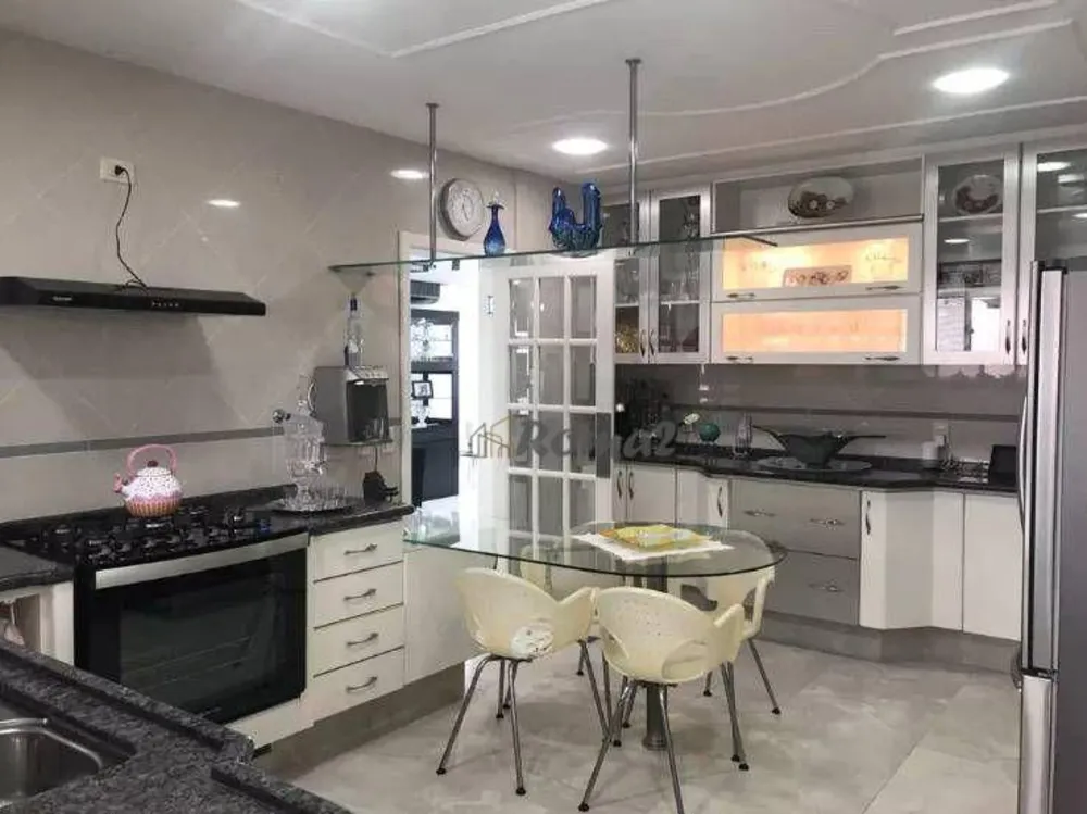 Apartamento, 3 quartos, 180 m² - Foto 2