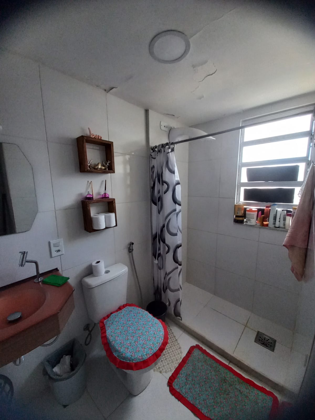 Apartamento à venda com 2 quartos, 65m² - Foto 3