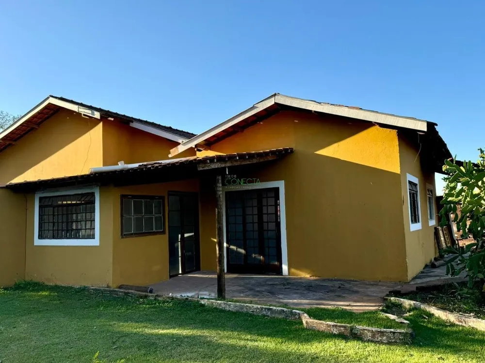 Chácara, 3 quartos, 10000 m² - Foto 1