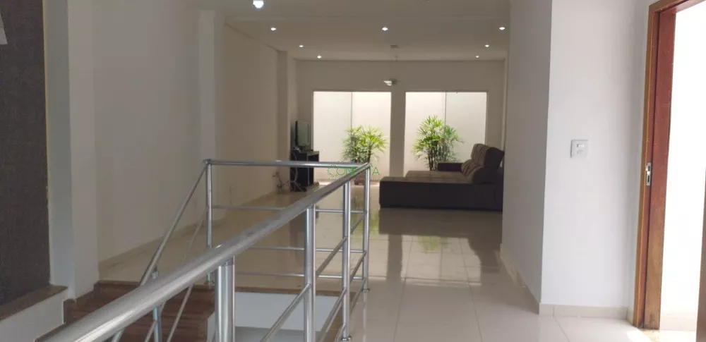Casa, 4 quartos, 430 m² - Foto 3
