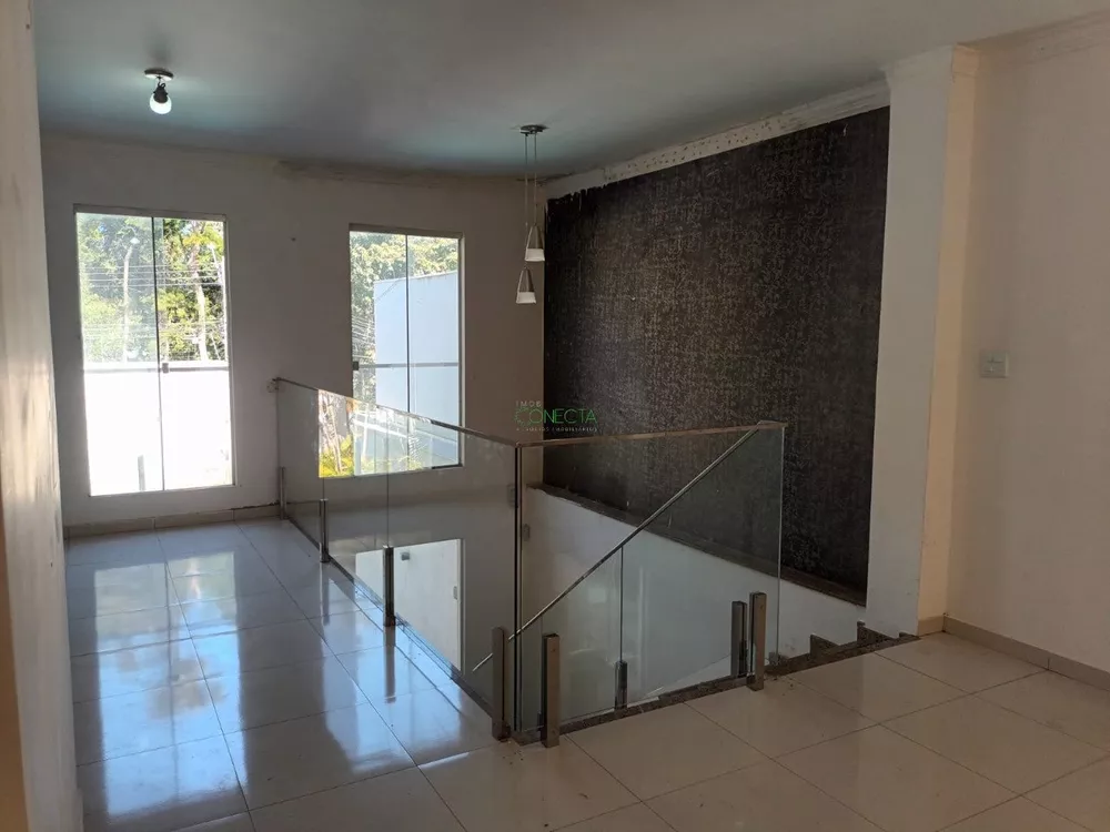 Casa, 4 quartos, 430 m² - Foto 1