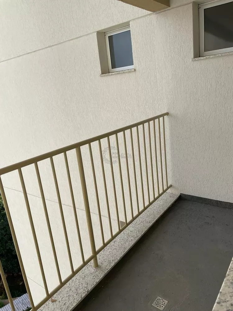 Apartamento, 3 quartos, 128 m² - Foto 2