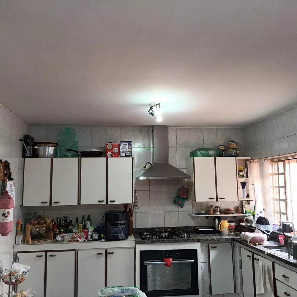 Casa, 3 quartos, 223 m² - Foto 4