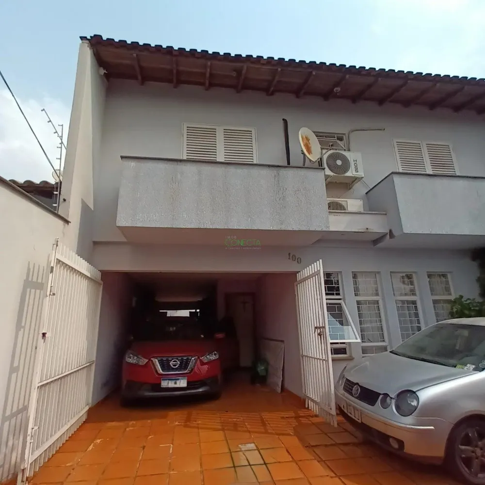 Casa, 3 quartos, 223 m² - Foto 2