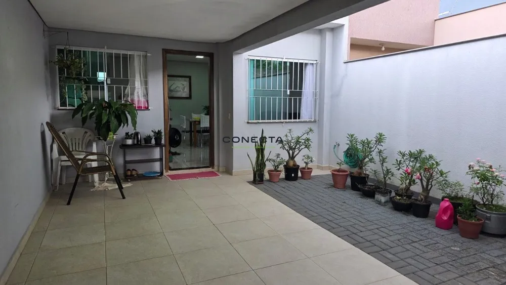 Casa, 3 quartos, 82 m² - Foto 1