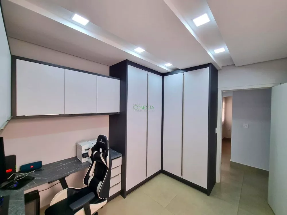 Casa, 4 quartos, 251 m² - Foto 4