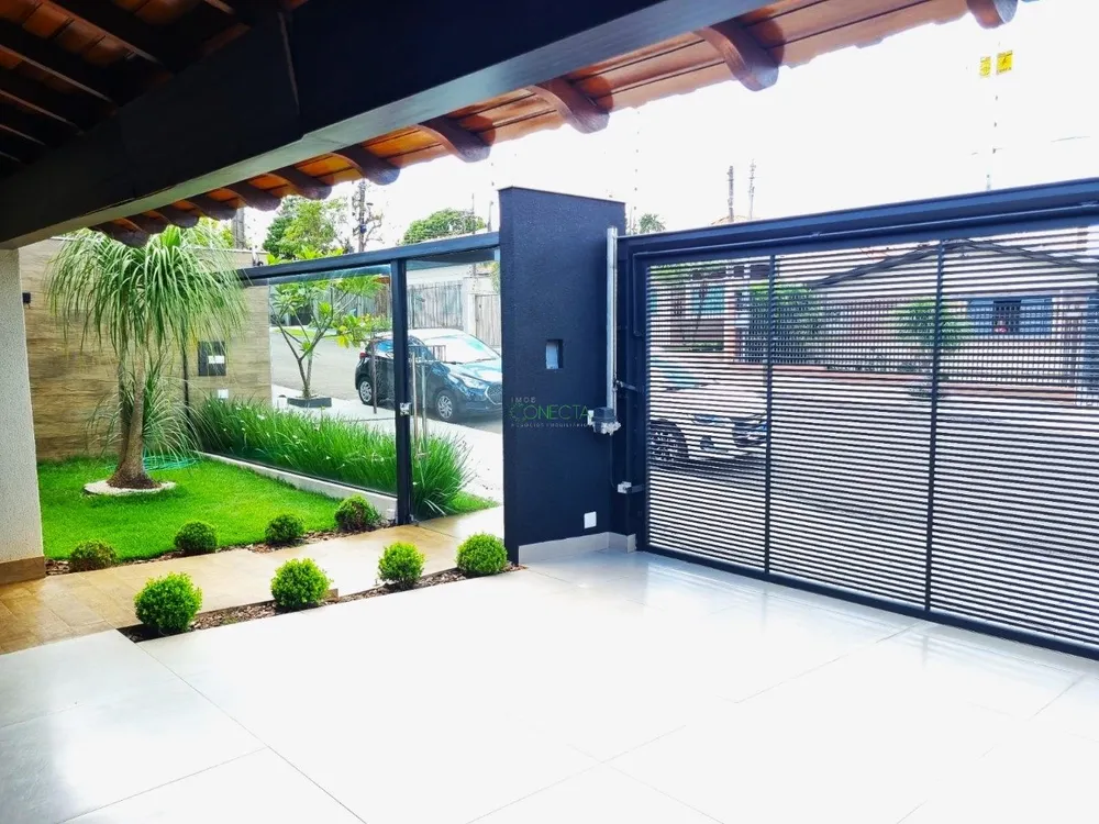Casa, 4 quartos, 251 m² - Foto 2