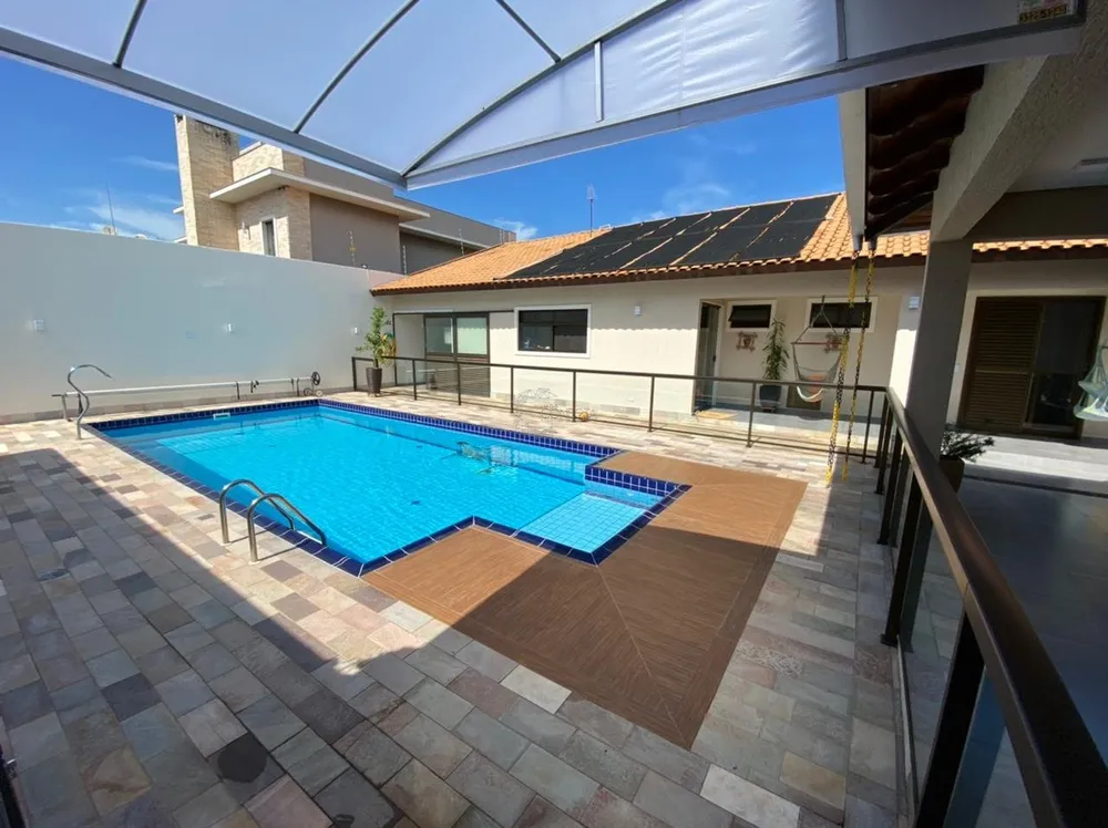 Casa, 3 quartos, 320 m² - Foto 1