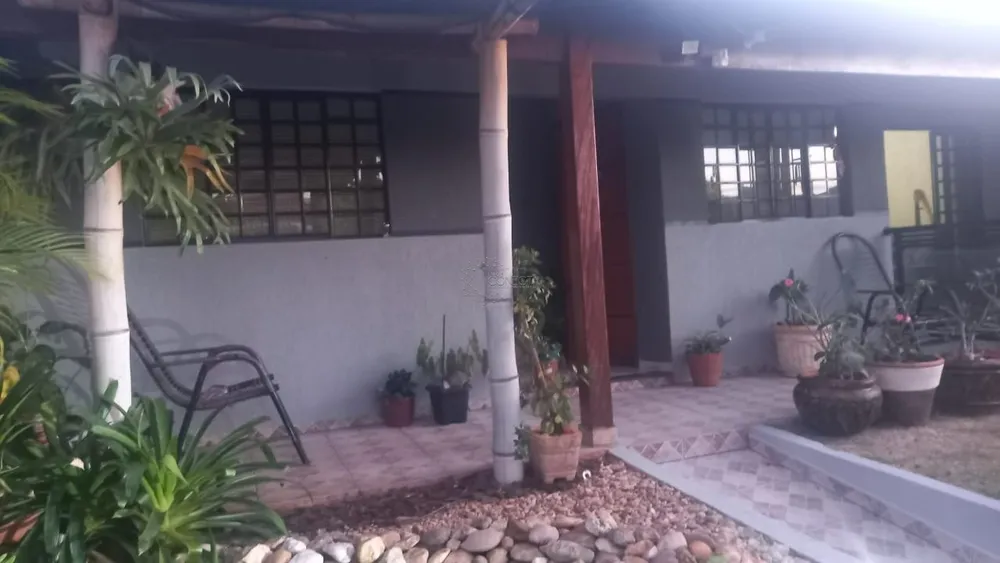 Casa, 3 quartos, 236 m² - Foto 2