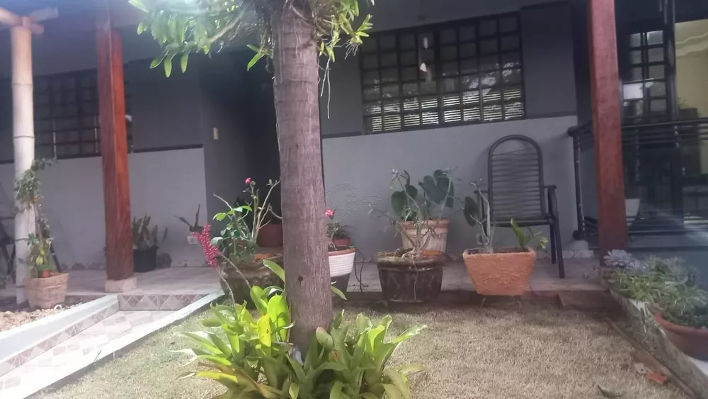 Casa, 3 quartos, 236 m² - Foto 4