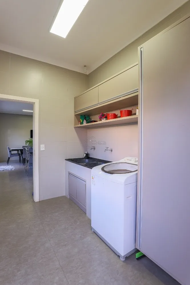 Casa, 3 quartos, 249 m² - Foto 2