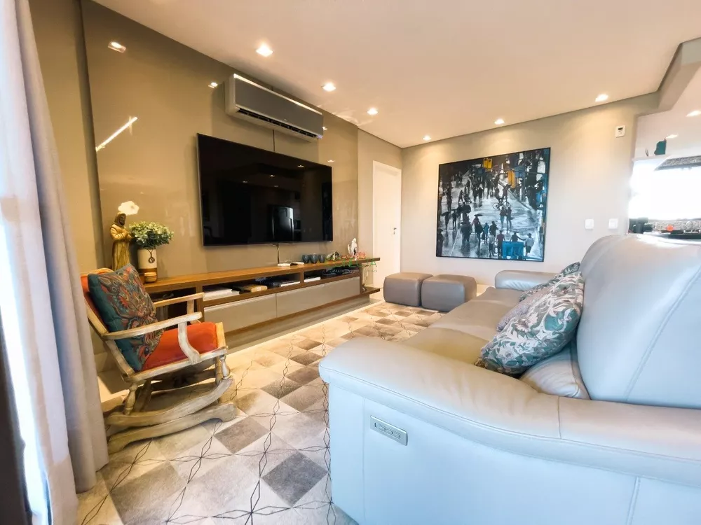 Apartamento, 4 quartos, 240 m² - Foto 1