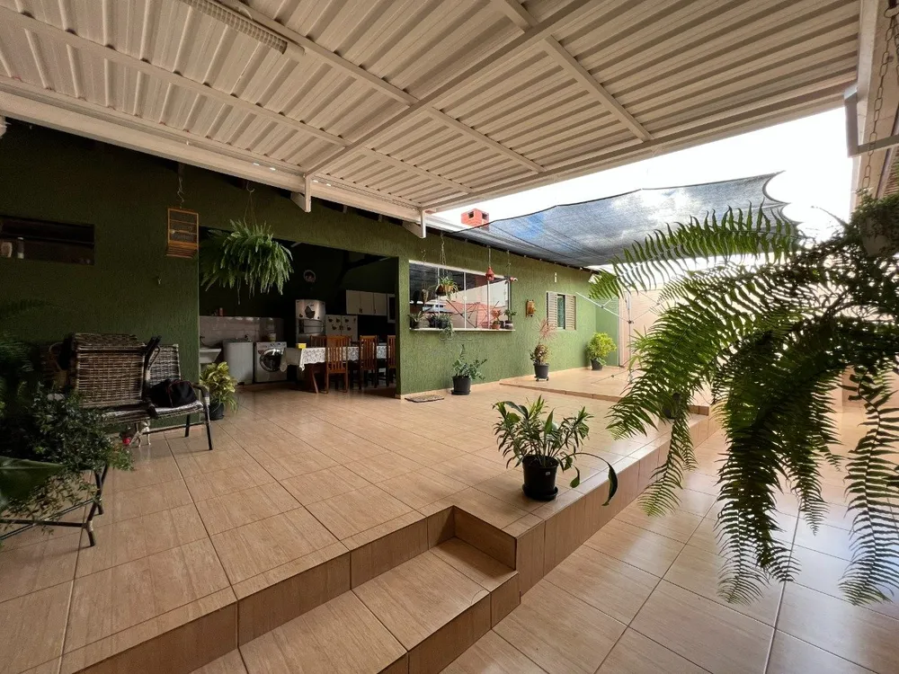 Casa, 4 quartos, 181 m² - Foto 2