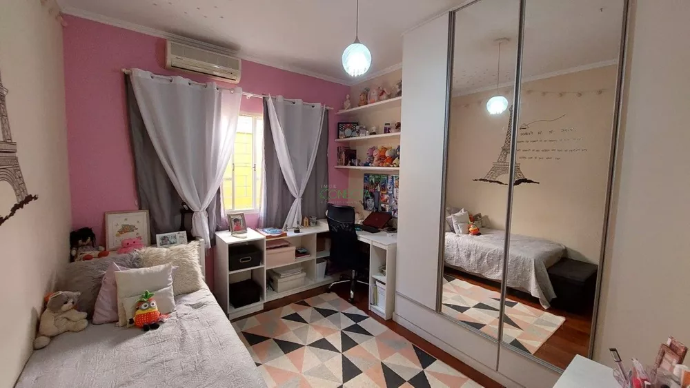 Casa, 4 quartos, 163 m² - Foto 3