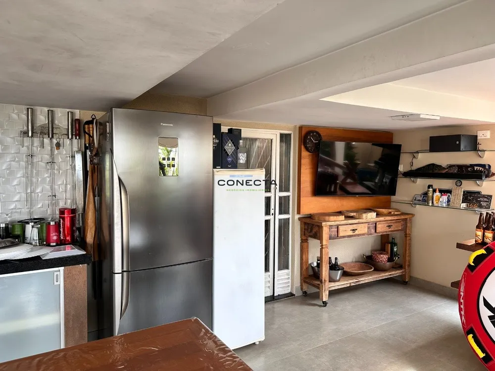 Casa, 3 quartos, 196 m² - Foto 4