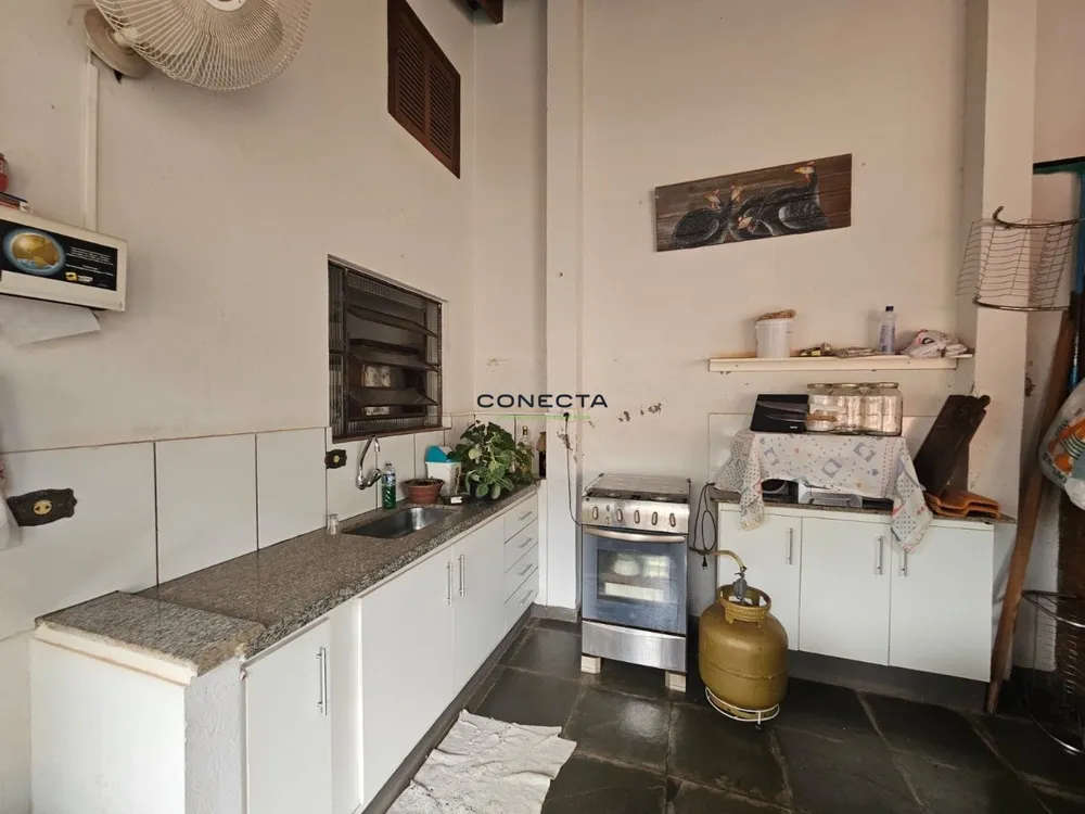 Casa, 4 quartos, 250 m² - Foto 12