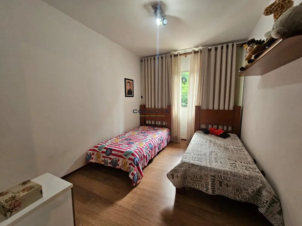 Casa, 4 quartos, 250 m² - Foto 9