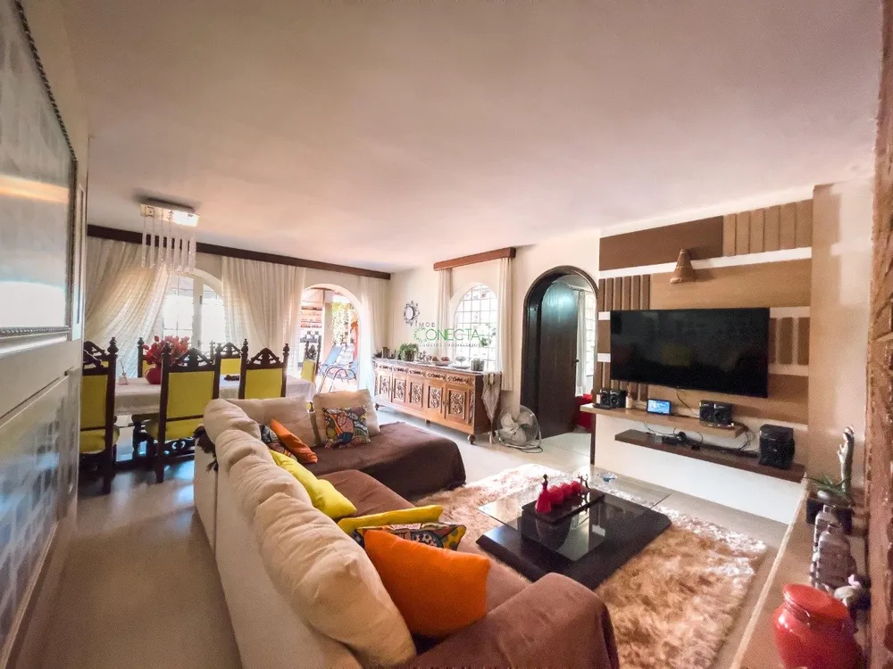 Casa, 4 quartos, 258 m² - Foto 9