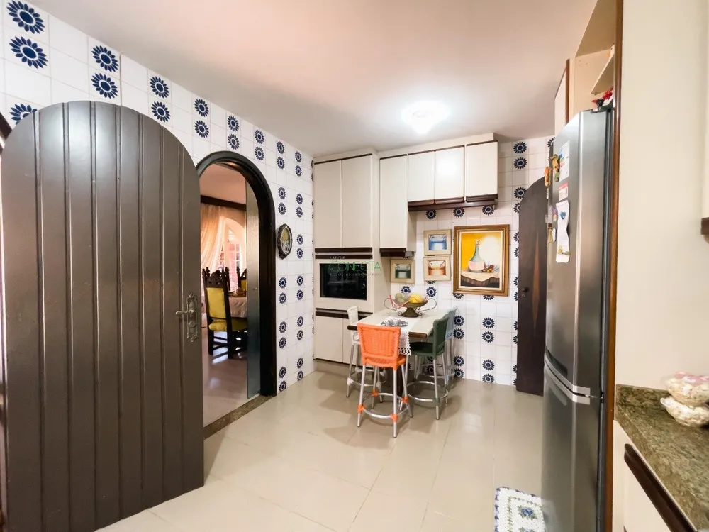 Casa, 4 quartos, 258 m² - Foto 14