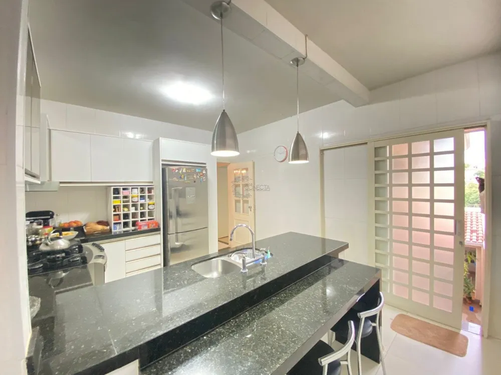 Casa, 3 quartos, 300 m² - Foto 6