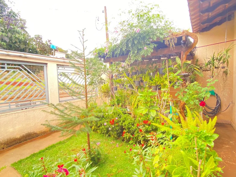 Casa, 3 quartos, 300 m² - Foto 1