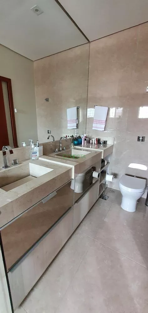 Casa, 3 quartos, 205 m² - Foto 2