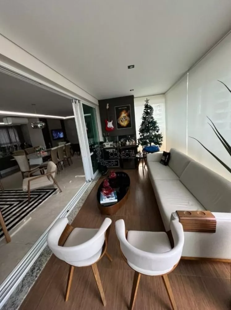 Apartamento, 3 quartos, 236 m² - Foto 1