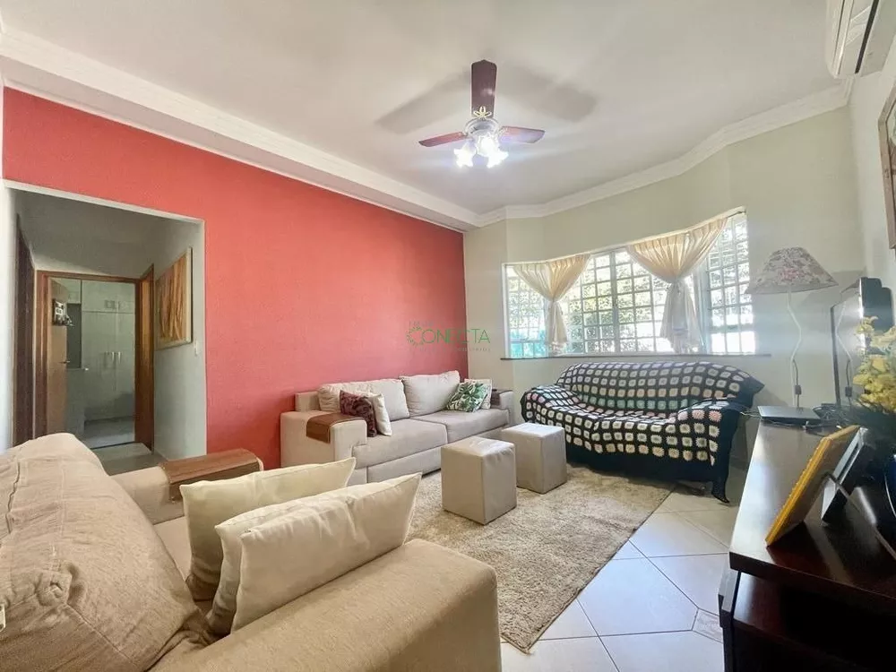 Casa, 3 quartos, 160 m² - Foto 2