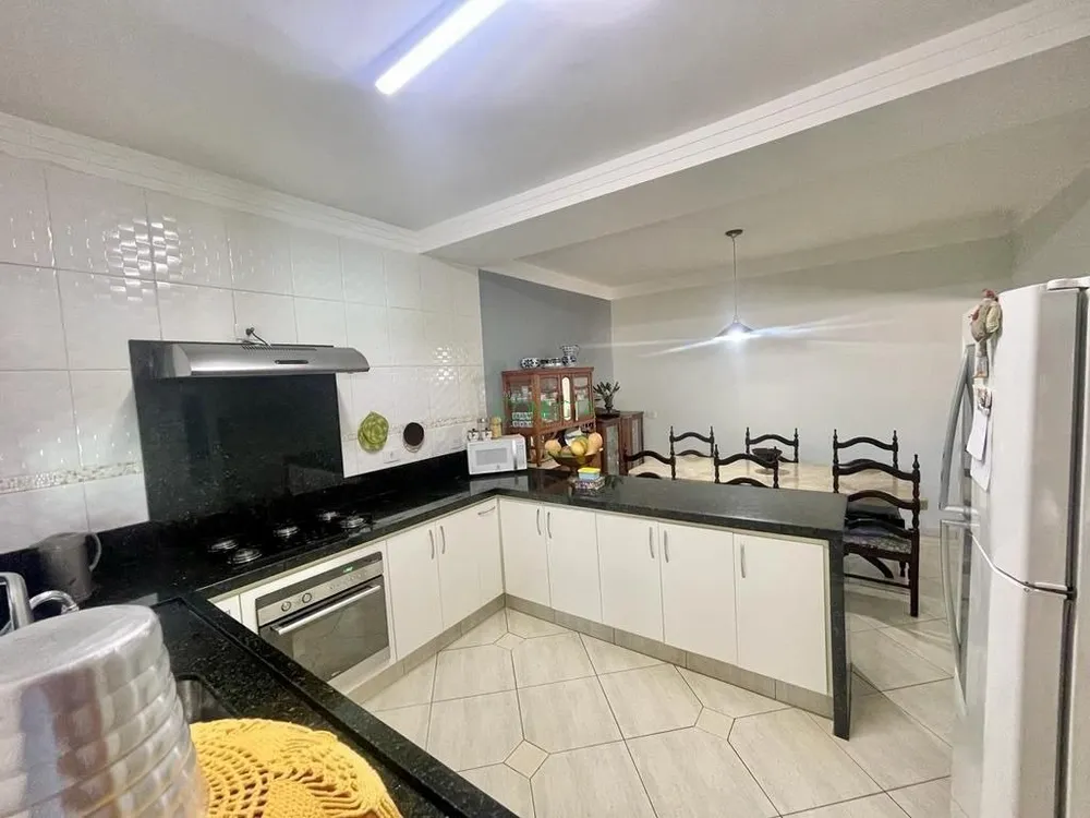 Casa, 3 quartos, 160 m² - Foto 9