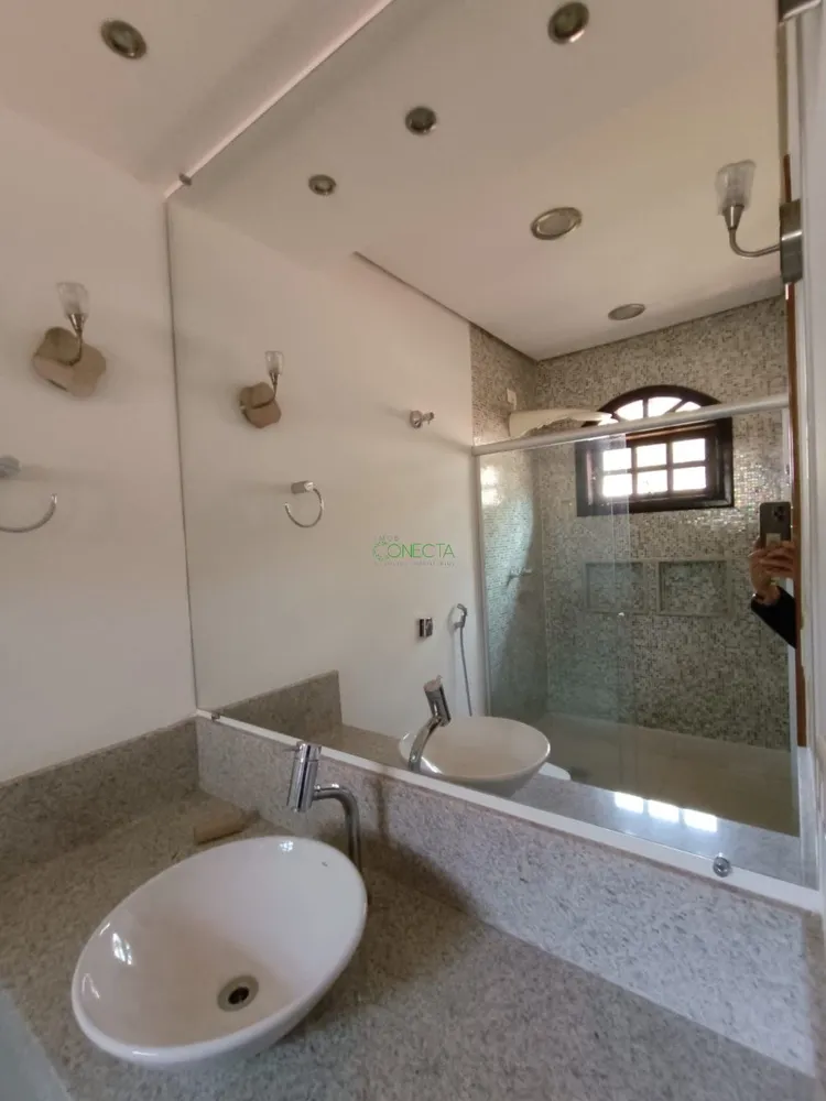 Casa, 4 quartos, 359 m² - Foto 1
