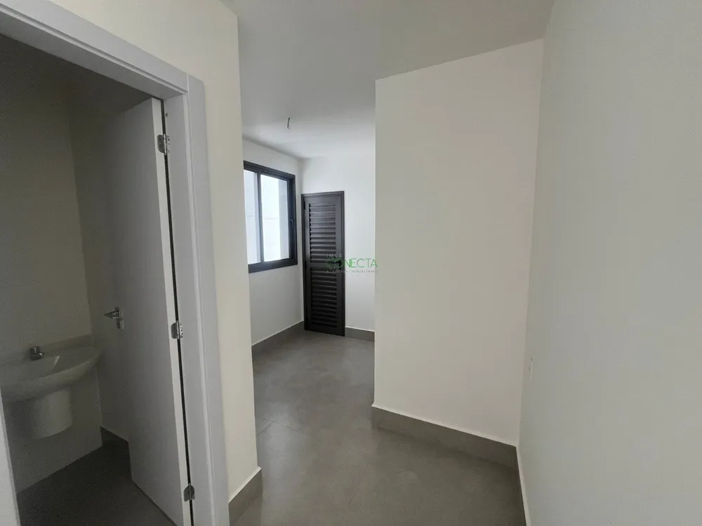 Apartamento, 3 quartos, 185 m² - Foto 2