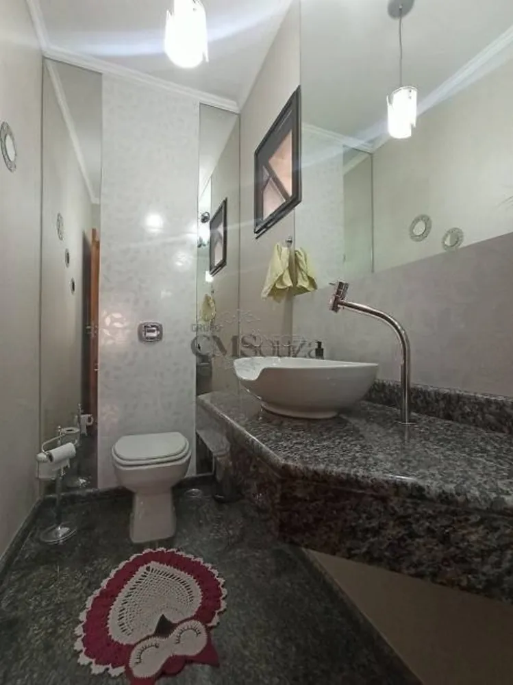 Casa, 4 quartos, 320 m² - Foto 1