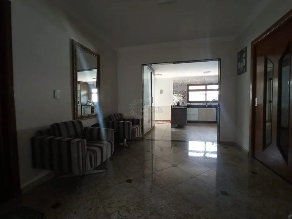 Casa, 4 quartos, 320 m² - Foto 3