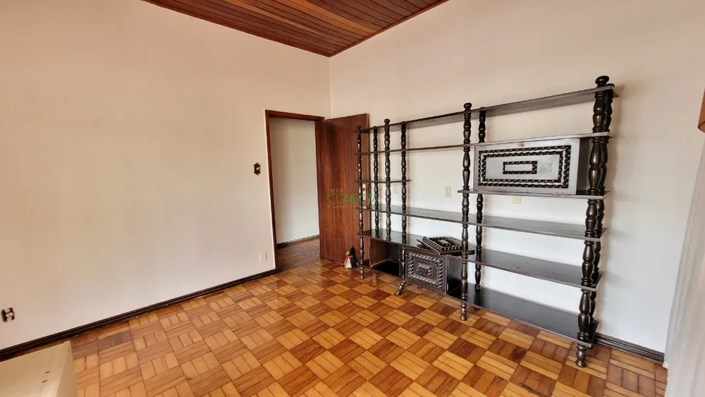 Casa, 5 quartos, 263 m² - Foto 2