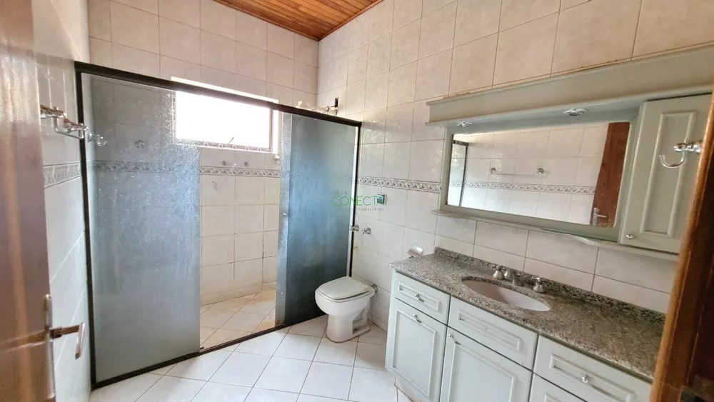 Casa, 5 quartos, 263 m² - Foto 3