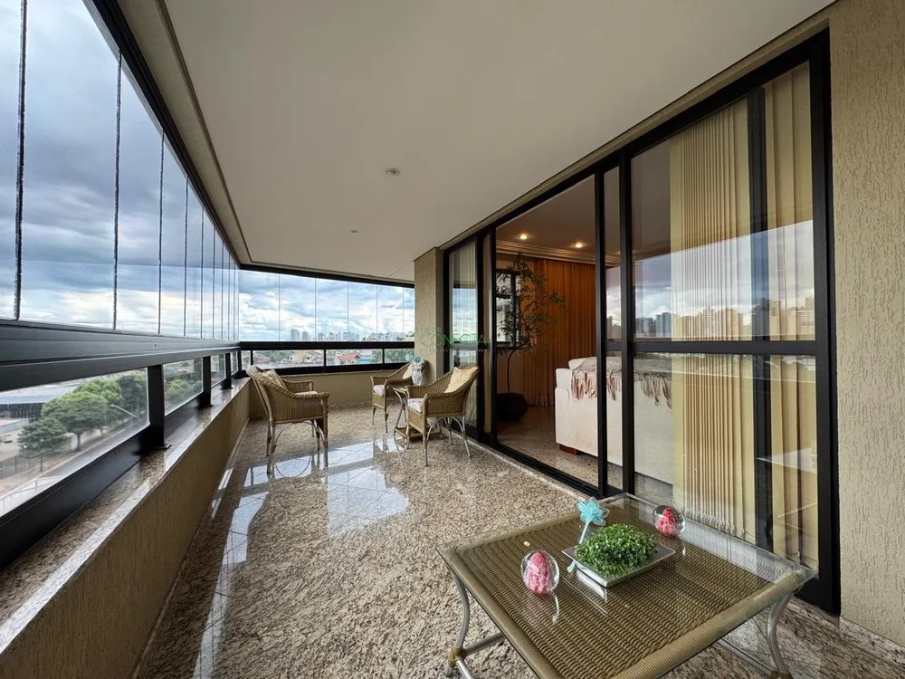 Apartamento, 4 quartos, 266 m² - Foto 2