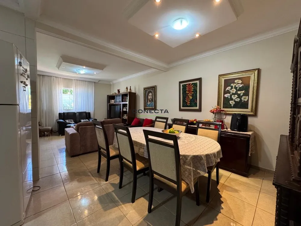 Casa, 3 quartos, 158 m² - Foto 4