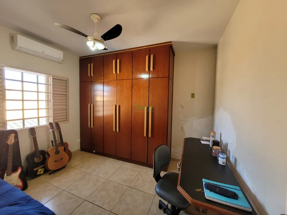 Casa, 4 quartos, 200 m² - Foto 9