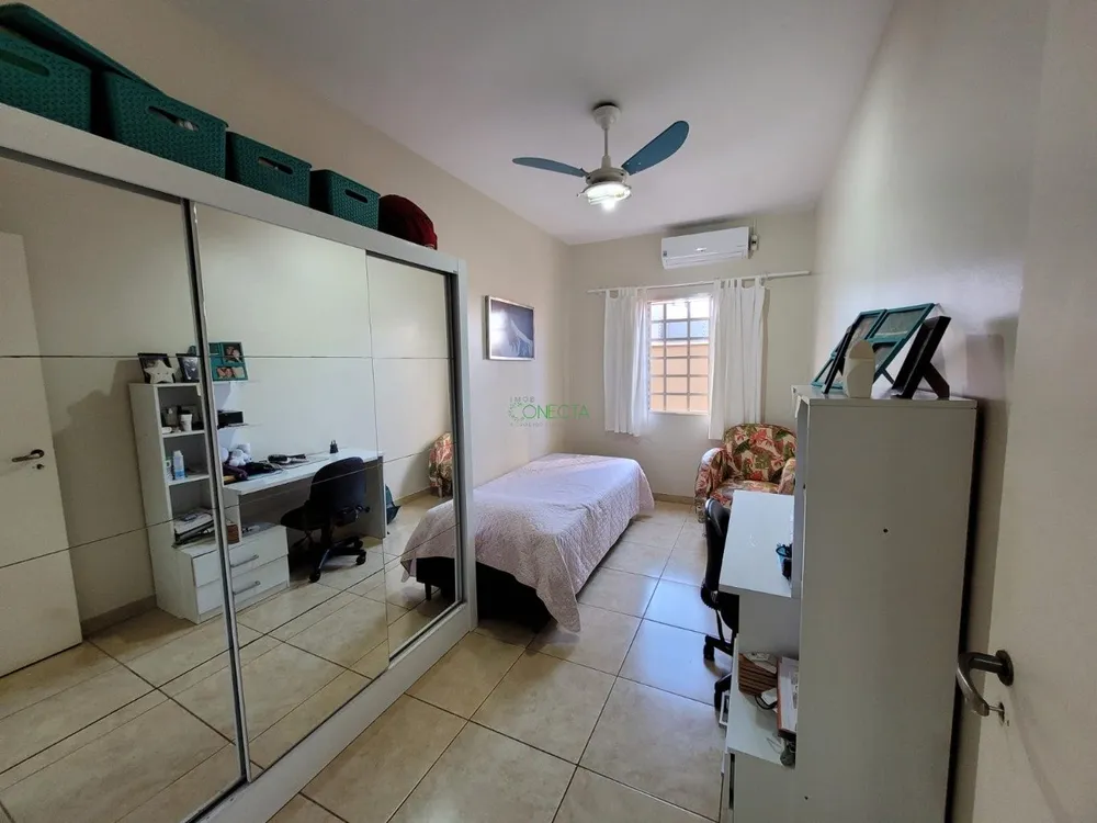 Casa, 4 quartos, 200 m² - Foto 12