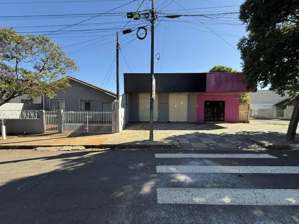 Casa, 2 quartos, 213 m² - Foto 1