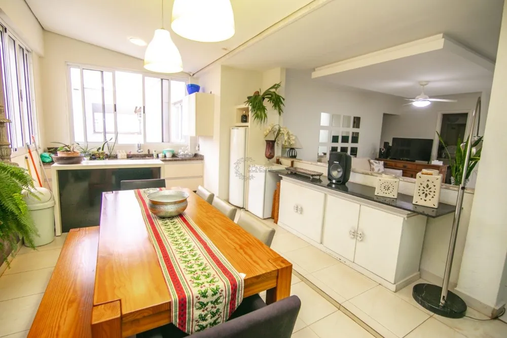 Apartamento, 4 quartos, 205 m² - Foto 4