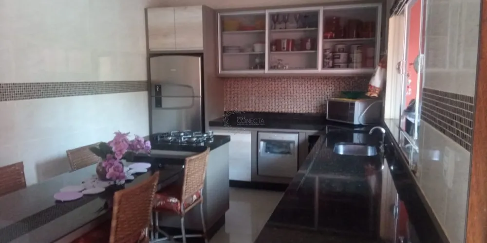 Casa, 3 quartos, 192 m² - Foto 6