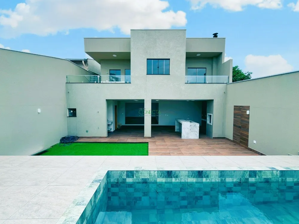 Casa, 3 quartos, 240 m² - Foto 1