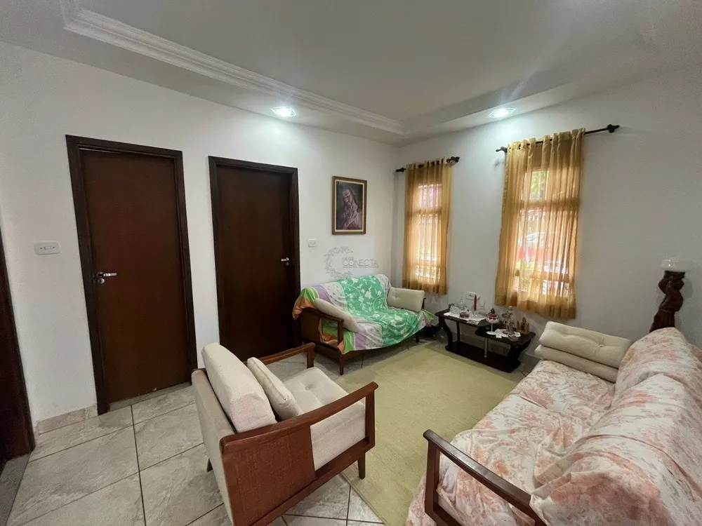 Casa, 4 quartos, 216 m² - Foto 1