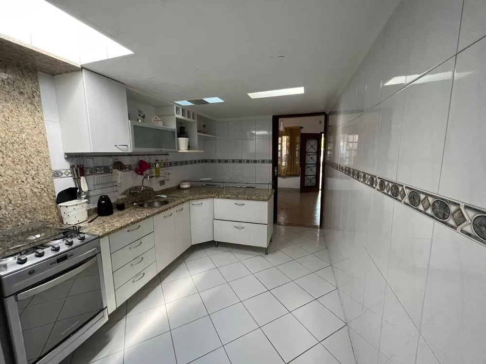 Casa, 4 quartos, 216 m² - Foto 3