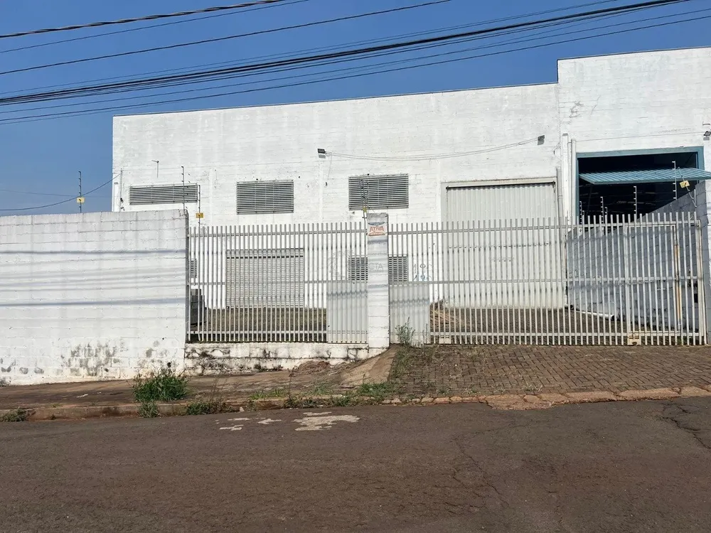 Depósito-Galpão, 900 m² - Foto 1