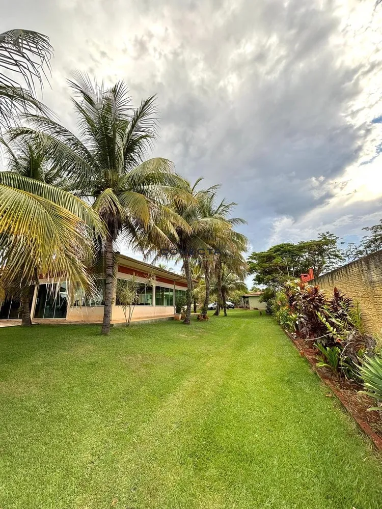 Chácara, 5 quartos, 3200 m² - Foto 8