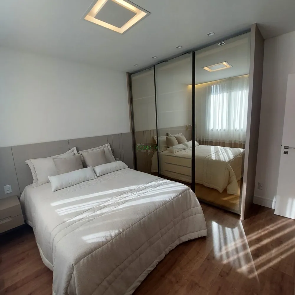 Apartamento, 3 quartos, 132 m² - Foto 2