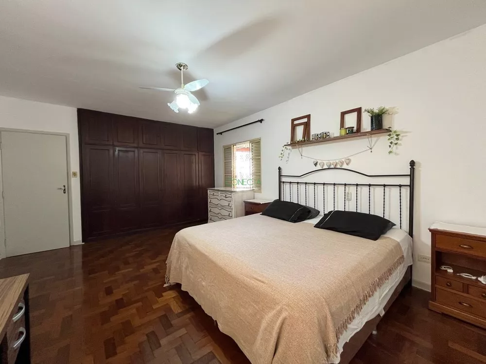 Casa, 5 quartos, 300 m² - Foto 1