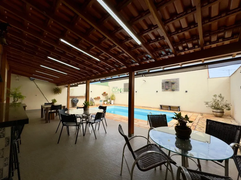 Casa, 4 quartos, 194 m² - Foto 11
